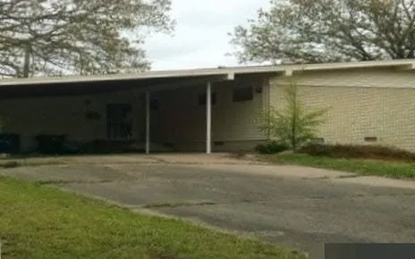 1000 W  52nd St, North Little Rock, AR 72118