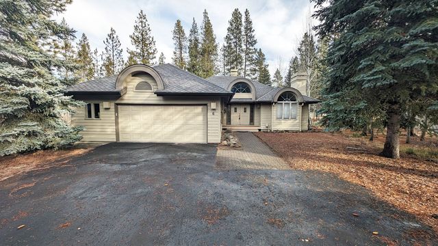 6 Mugho Ln, Sunriver, OR 97707