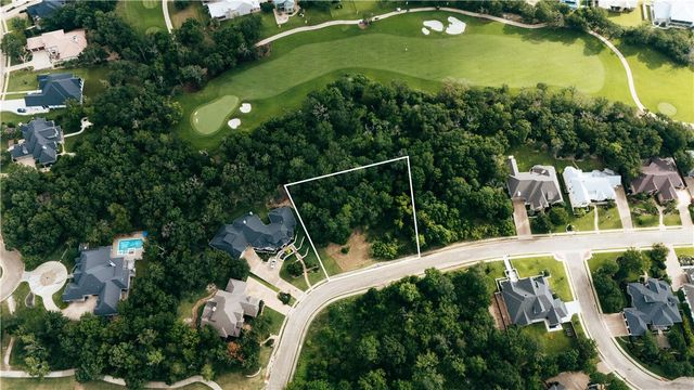 3205 Willow Ridge Dr, Bryan, TX 77807