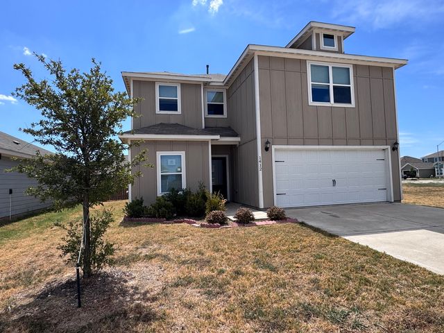 1412 Woodwinds Dr, Fort Worth, TX 76140