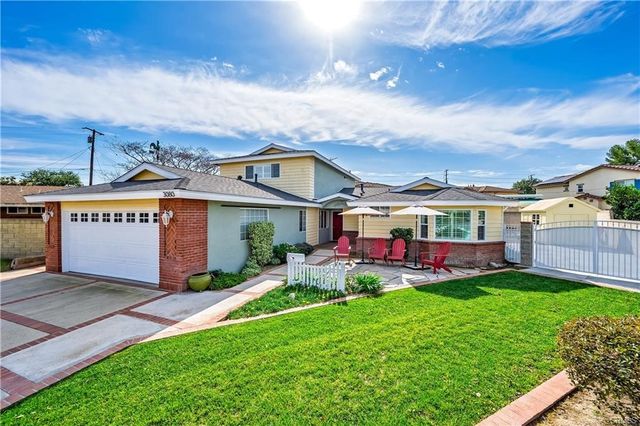 3080 W  Glen Holly Dr, Anaheim, CA 92804