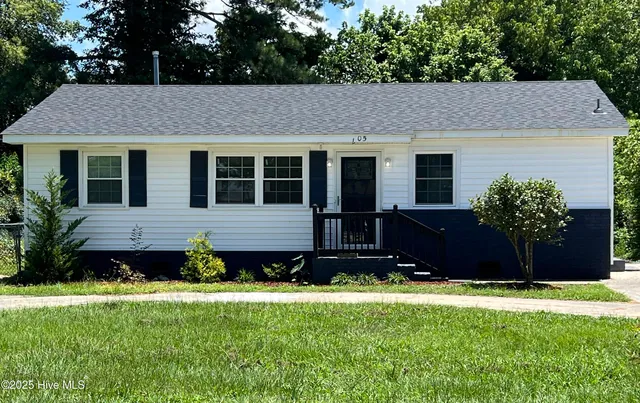 705 Runyon Road, Washington, NC 27889
