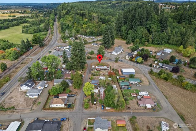 10 Gore Avenue, Elma, WA 98541