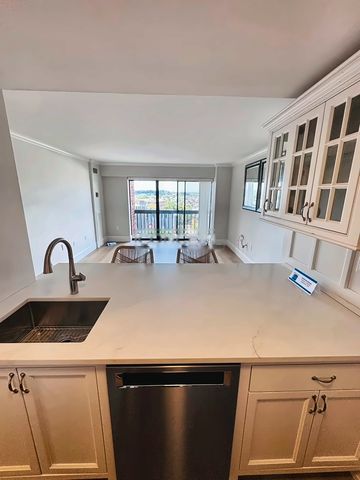 15 N  Beacon St #910, Allston, MA 02134
