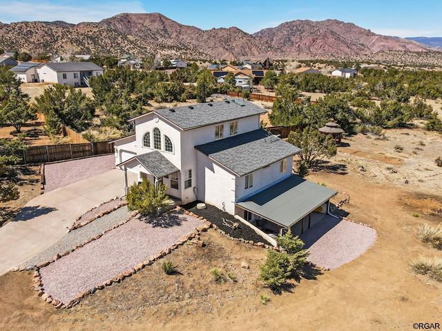 13 Bear Cub Ct, Canon City, CO 81212