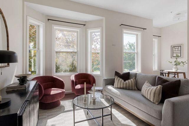 256-260 Bremen St #256-2, Boston, MA 02128