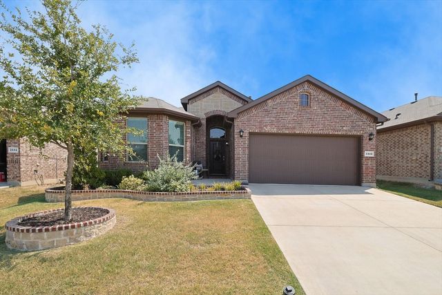2440 Indian Head Dr, Fort Worth, TX 76177