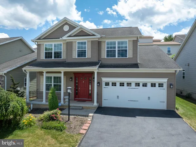 163 Honors Ln, State College, PA 16803