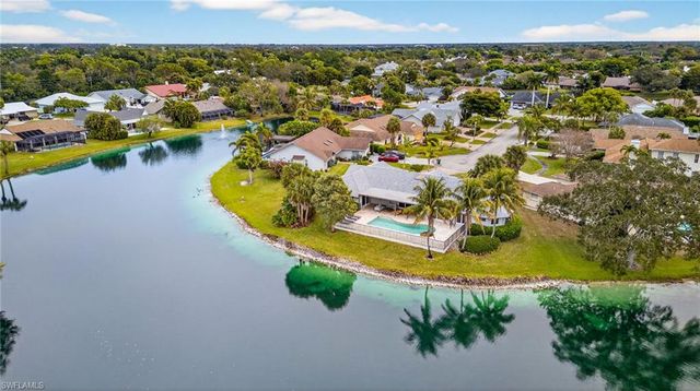 2341 MAYFIELD CT #8, Naples, FL 34105