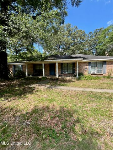 17209 River Place Dr, Vancleave, MS 39565