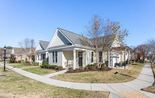 200 Durham St, Smithfield, VA 23430