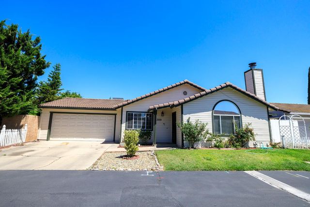 1300 Windsor Ct, Turlock, CA 95380