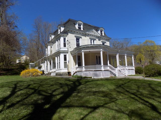 247 N  Main St, Winsted, CT 06098