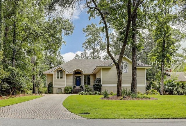 12 Sand Fiddler Rd, Hilton Head Island, SC 29928