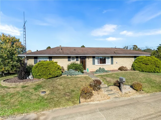 121 E  Lubeck Hills Dr, Washington, WV 26181