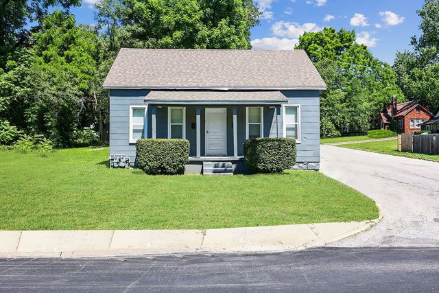 918 Brown St #B, Alton, IL 62002