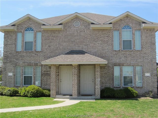 2310 Autumn Chase Loop, College Station, TX 77840