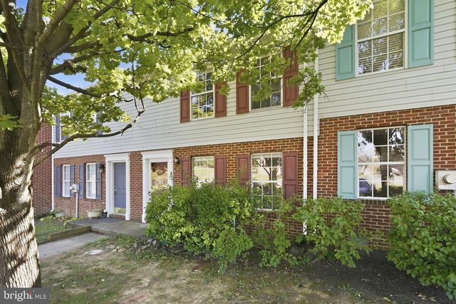 107 Little River Dr, Winchester, VA 22602