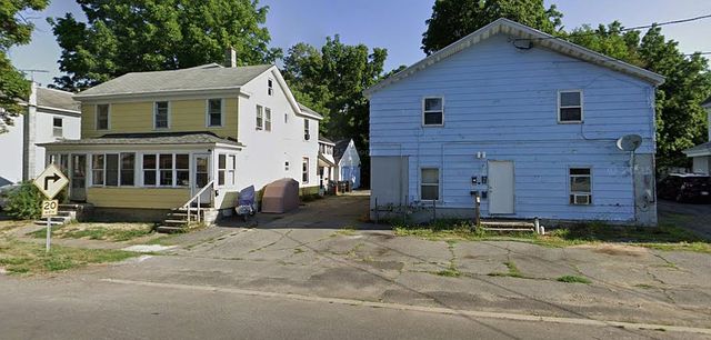 517-519 S  1st St #2R, Fulton, NY 13069