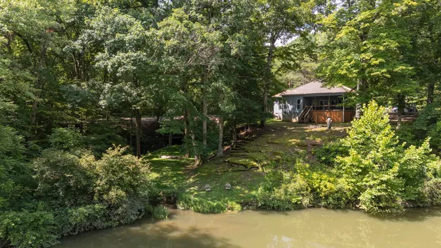 4280 Buffalo Rd, Hohenwald, TN 38462
