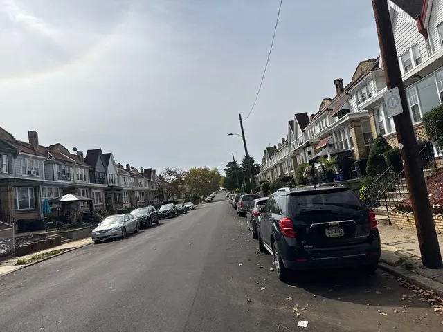 6238 N  17th St, Philadelphia, PA 19141