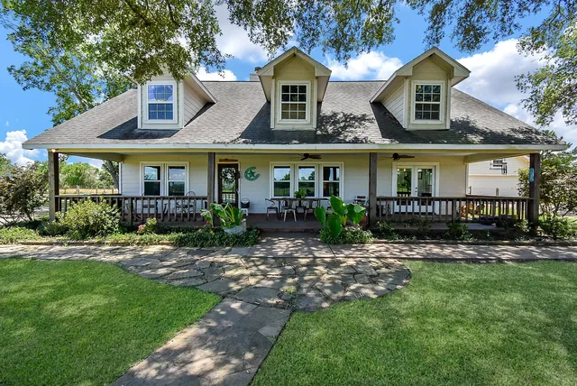 29400 Waller Gladish Rd, Waller, TX 77484