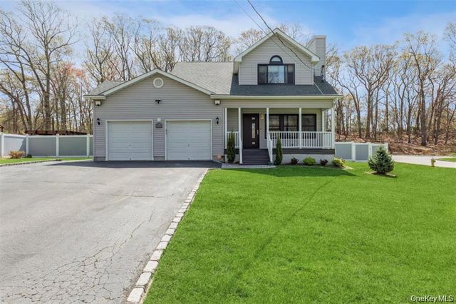 12 Midvale Avenue, Port Jefferson Station, NY 11776