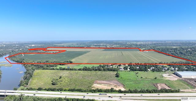 21999 Blondo St, Elkhorn, NE 68022