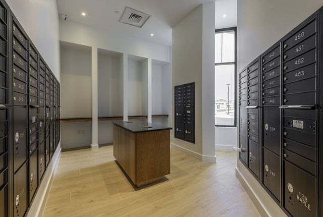 128 Maple St #109, Danvers, MA 01923