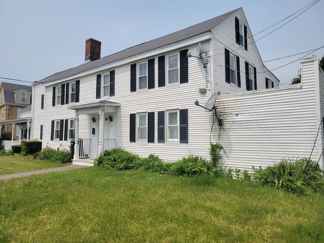 52 Central St, Peabody, MA 01960