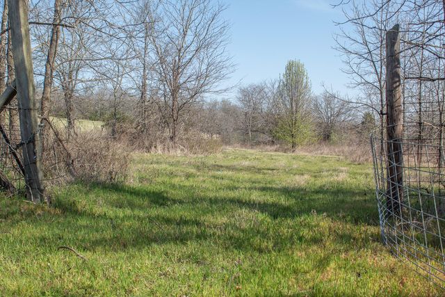 000 Sapphire Drive, Richland, MO 65556