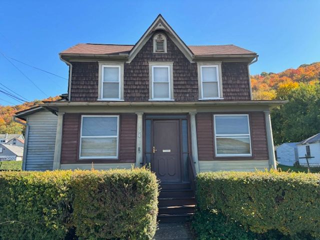 94 Cooper Ave, Johnstown, PA 15906