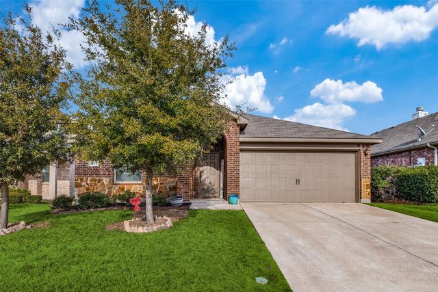1011 Bend Ct, Forney, TX 75126