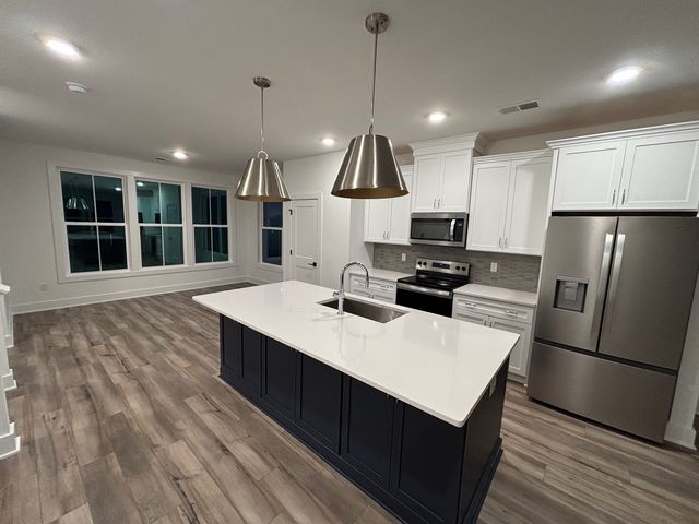 532 Billingshurst Way, Knightdale, NC 27545