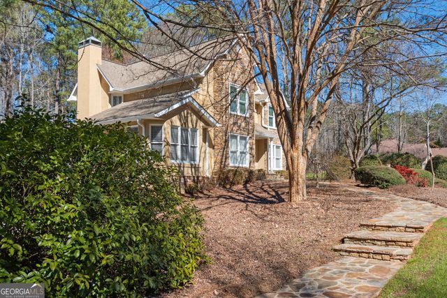 105 Oak Ridge Dr, Sharpsburg, GA 30277