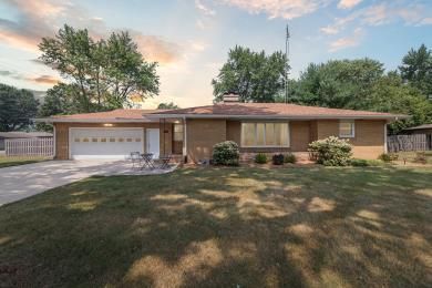 753 Lattimer Dr, Saint Joseph, MI 49085