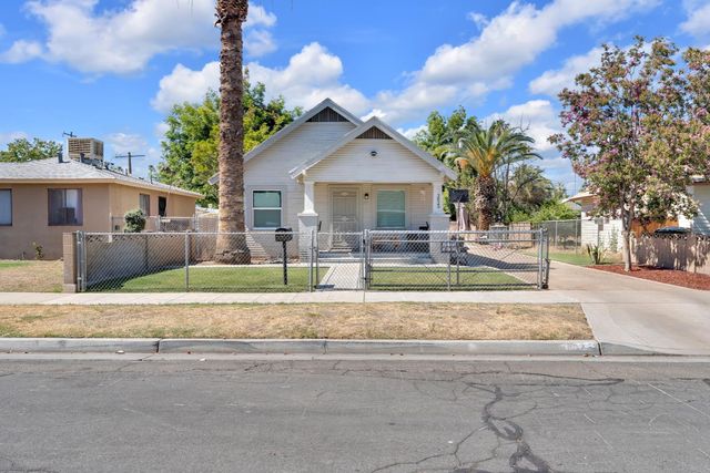 3825 E  Mono St, Fresno, CA 93702