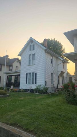 414 E  Temple St, Washington Court House, OH 43160