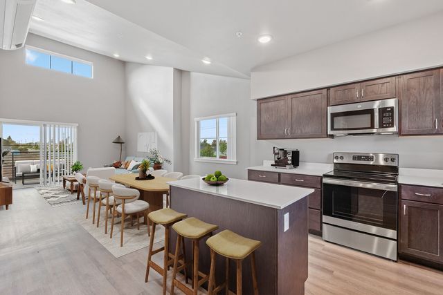 12501 W  6th Ave #I104, Airway Heights, WA 99001