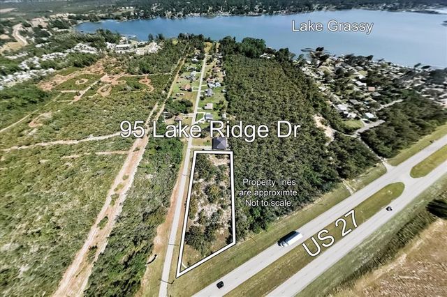 95 Lake Ridge Dr, Lake Placid, FL 33852