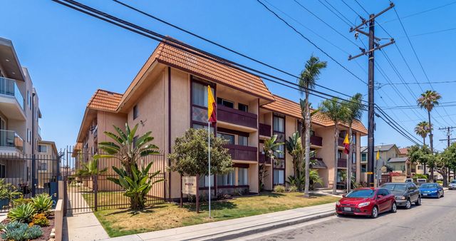 13519 Yukon Ave, Hawthorne, CA 90250