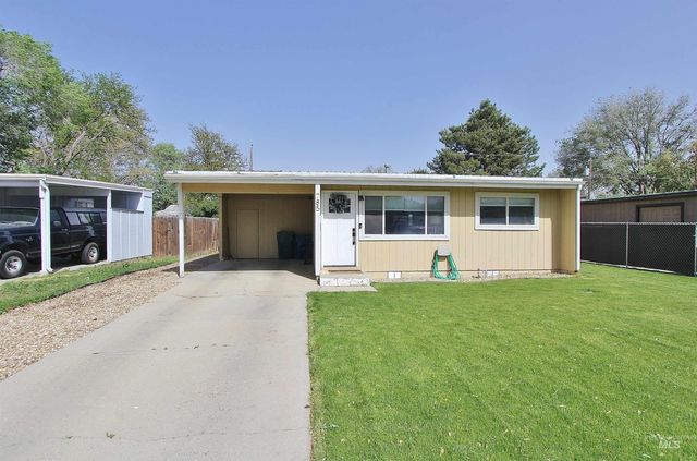 785 S  12 E, Mountain Home, ID 83647