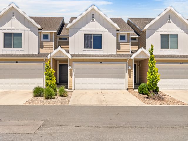 98 E  Harmony Ct, Saratoga Springs, UT 84045