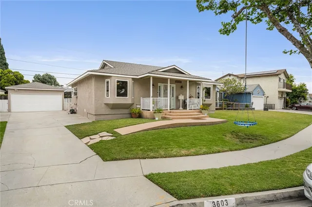 3603 Candlewood St, Lakewood, CA 90712
