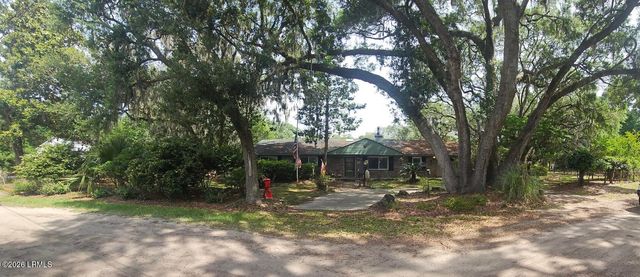 5003 Luella St, Beaufort, SC 29906
