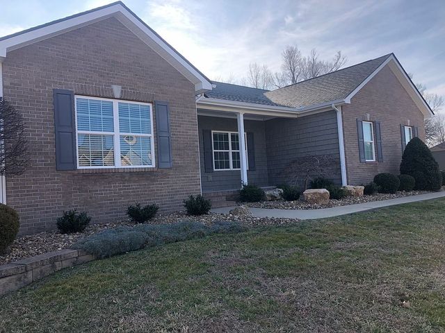 768 Gainesway Dr, Madisonville, KY 42431