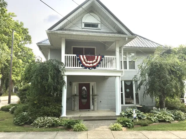 242 Garrett Ave, Brooksville, KY 41004