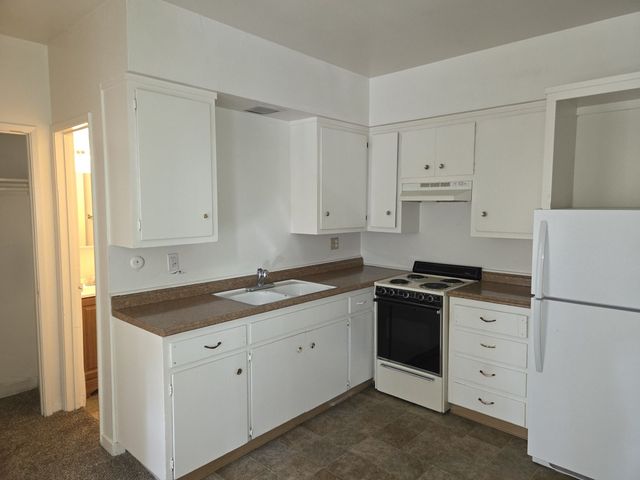 1181 Wildwood Ave #5, South Lake Tahoe, CA 96150