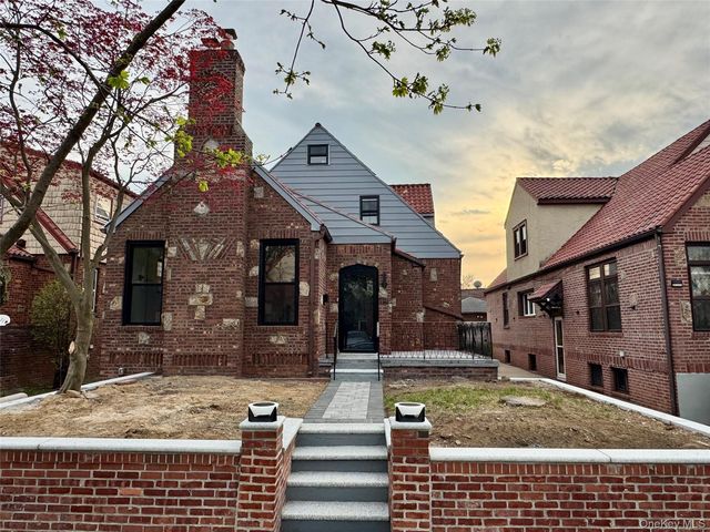 5012 194th Street, Flushing, NY 11365
