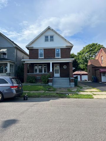 1522 Elmwood Ave, Niagara Falls, NY 14301